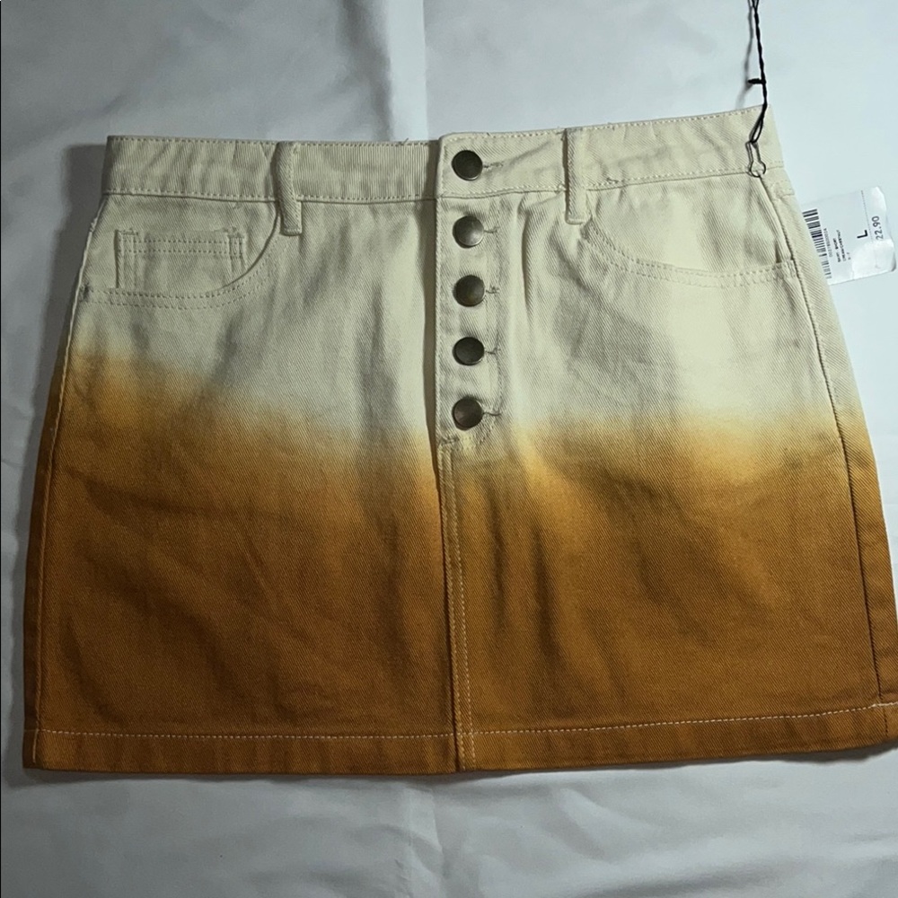 Stylish Ombre Skirt in Cream and Tan